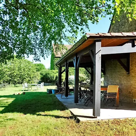 Les Trois Collines Holiday home *